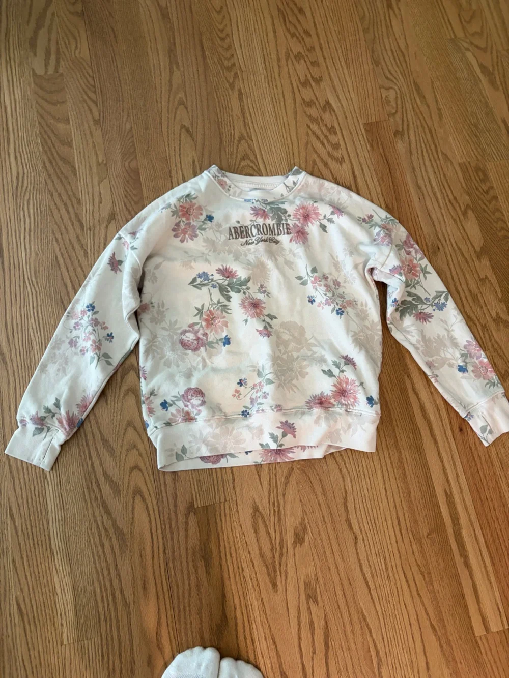 Abercrombie & Fitch Girls' Floral Crewneck Sweatshirt - 11/12